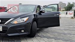 نيسان ألتيما